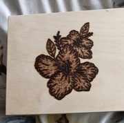 Skrzynka drewniana 22cm x16 cm  wypalana własnoręcznie 