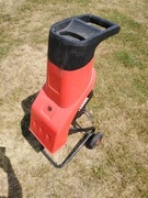 Rozdrabniacz do gałęzi Einhell dwa noże, gałęzie średnicy 46mm silnik 2500w