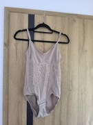 Nowe body modelujące wyszczuplające 44+ beżowe cieliste