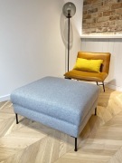 Szary Puf - nowoczesny model ze schowkiem WESTWING