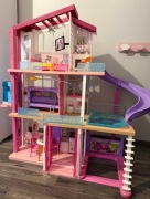 Dzień dziecka!Duży domek dla lalek Barbie dreamhouse ze zjeżdżalnią 