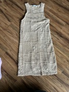 Używana beżowa sukienka firmy Zara rozmiar S stan bdb