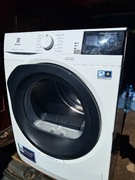 Suszarka do prania Elektrolux biała,  uszkodzona chłodnica ,