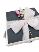 Kartka w pudełku 18 urodziny urodzinowa boho róż różowa czarna kwiaty 