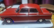 Model Peugeot 404