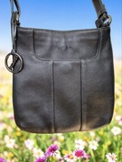 Skórzana listonoszka Picard, skóra naturalna, czarna, z brelokiem