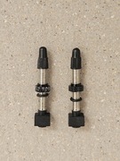 Wentyl zawór Presta Tubeless komplet prostokątna gumowa stopka