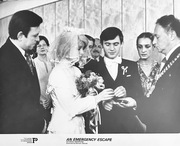 WYJŚCIE AWARYJNE film duży fotos fotografia GŁADKOWSKA BUCZKOWSKI 24x30