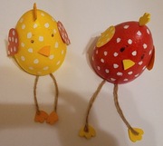 Kurczaki ozdoba żółty i czerwony