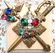 Krzyż miecz halabarda topór herb korona zawieszka wisiorek unikat!