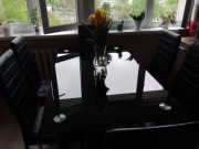 Stół szklany czarny plus 6 krzeseł 