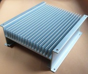 DUŻY RADIATOR ALUMINIOWY 3kg 28cm X 24cm X 10cm OBUDOWA
