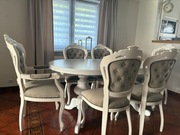 Stół z krzesłami 