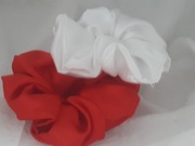 Scrunchy gumki  włosów,patriotyczne,do pocztu sztandarowego,biało czerwone 
