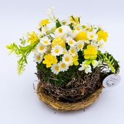 Wielkanocny stroik z jajkami wiosenna dekoracja rękodzieło