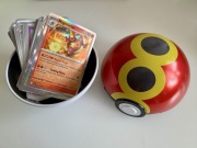 Bulk kart Pokémon + puszka Repeat Ball (120 kart, 17 holo/reverse holo