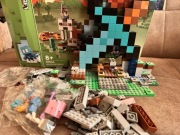 LEGO 21244 | Bastion Miecza | Minecraft