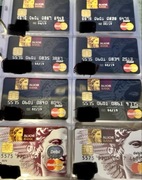 Karty bankowe różnych banków stan bardzo dobry , idealny