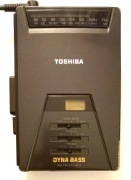Walkman Toshiba nie Sony, z radiem FM, 2 baterie AA, odtwarzacz kaset przen