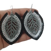 Duże wiszące haftowane kolczyki - szare liście