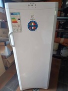 Zamrażarka szufladowa Indesit UFAN 300/225 litrów 150 cm
