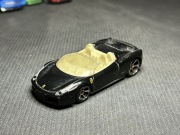 Resorak Luzak HOT WHEELS FERRARI 458 SPIDER