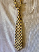 Żółto kolorowy krawat