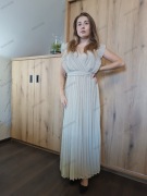 Elegancka plisowana sukienka maxi 