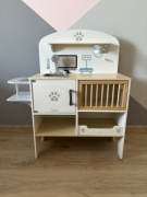 Drewniana lecznica dla zwierząt 