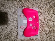 Obudowa do pada Xbox model 1914 / Xbox Series X i S kolor różowy