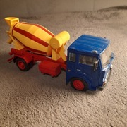 Kultowe ciężarówki PRL  JELCZ