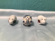 Figurki porcelanowe świnka 3 sztuki kolekcjonerskie