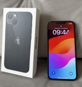 Apple Iphone 13 128GB + 2 prezenty