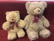 Dwa misie pluszaki dla dziecka Metro England maskotka