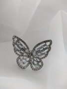 Duży regulowany pierścionek w kształcie motyla