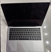 MacBook Pro a1706