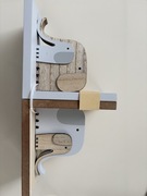 Półki do oparcia książek 