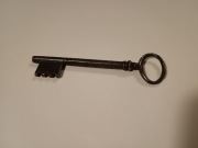 Stary klucz do szafy