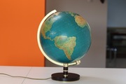Niemiecka lampa Globus