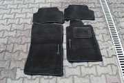 Dywaniki welurowe czarne - nowe. Mercedes C - klasa W 202