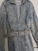 Sukienka dżinsowa marki Reserved Denim w rozm 34