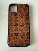 Etui BeWood do iPhone 11 drewniane Mobile Vikings kompatybilne Qi