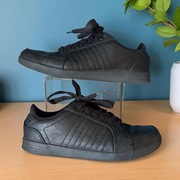 Czarne sneakersy Vty, rozmiar 38 – uniwersalne i wygodne