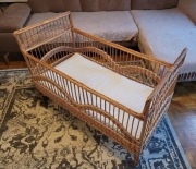 Łóżeczko dziecięce wiklinowe z materacem