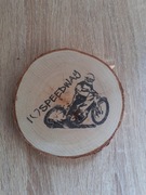 Żużel. Podkładka pod kubek. Drewno. 