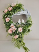 Wianek wiosenny, kwiatowy z ptaszkami. Rękodzieło