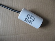 Kondensator rozruchowy 10uF 450V