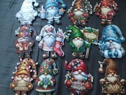 Ozdoby choinkowe drewniane Mikołajki 12 szt.