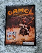 Plakat w ramce 30x40 Camel – Ikona Stylu Vintage 