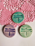 Ceramiczny magnes ważka, rękodzieło 